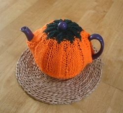 Just in time for autumn.  Enjoy 8 #free knitting patterns with our special fall collection: 8 Knitted Pumpkin Patterns: Free Patterns for You to Make this Halloween! Knit Tea Cozy Pattern, Knitted Tea Cosy, Pumpkin Patterns Free, Knit Tea Cozy, Tea Cosy Pattern, Tea Cozy Pattern, Knitted Tea Cosies, Pumpkin Tea, Cozy Pattern