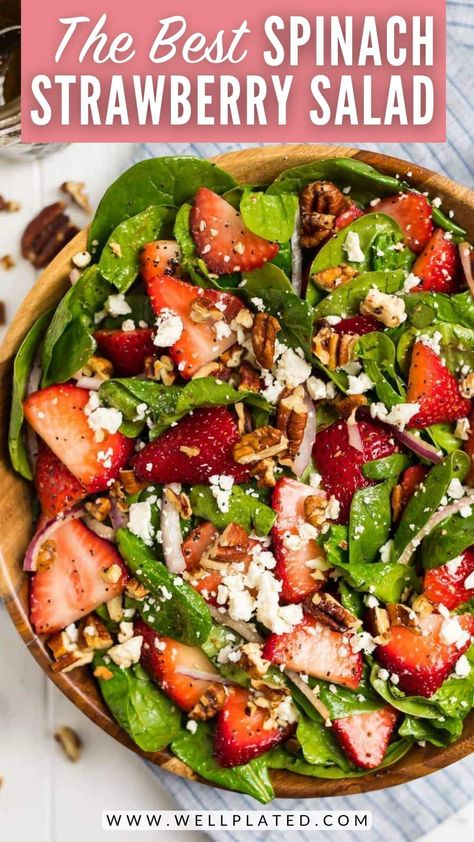 The best ever Spinach Strawberry Salad with Balsamic Poppyseed Dressing, pecans, and feta or goat cheese. This beautiful, healthy salad is always a hit and perfect for parties. Keep it vegetarian or add chicken to make it a main event! #wellplated #salad #healthy #vegetarian Strawberry Salad Recipe, Strawberry Spinach Salad, Salad Buah, Poppyseed Dressing, Bbq Side Dishes, Spinach Salad Recipes, Strawberry Spinach, Spinach Strawberry Salad, Croutons Homemade