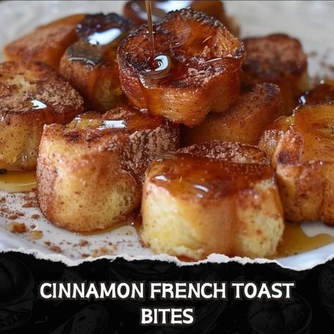 Super Recipes 😋 | Cinnamon French Toast Bites | Facebook Cinnamon French Toast Bites, French Toast Bites, Cinnamon Roll French, Cinnamon Roll French Toast, Super Recipes, Hawaiian Sweet Rolls, Cinnamon French Toast, Sweet Rolls, Sweet Roll