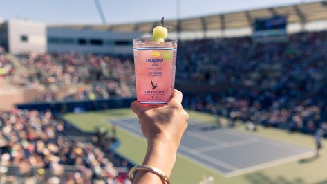 How to Make a Honey Deuce, the Most Popular Drink at the US Open- TownandCountrymag.com Honey Deuce Cocktail, French Press Cocktails, Honey Deuce, Mezcal Cocktails, Grey Goose Vodka, Vodka Brands, Raspberry Liqueur, Hotty Toddy, Fresh Lemonade