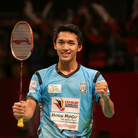 Badminton Pose, Jonathan Cristie, Jonathan Christie, Badminton Player, Sports Stars, Recipe Inspiration, Tennis Racket, Badminton, Good Morning