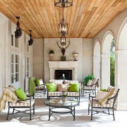 Patio Ceiling Ideas, Patio Ceiling, Design Per Patio, Veranda Design, Traditional Porch, Limestone Fireplace, Outdoor Remodel, Comfy Seating, Outdoor Pendant Lighting