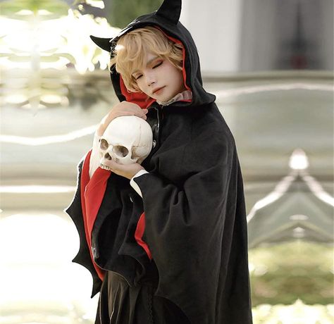 DUNHAO COS Lolita New Devil Ears Bat Cloak Shawl Woolen Coat Cosplay Female Autumn Winter Coat Black Bat Cloak, Batwing Hoodie, Hoodie Cloak, Bat Outline, Demon Costume, Poncho Hoodie, Halloween Capes, Black Devil, Prom Costume