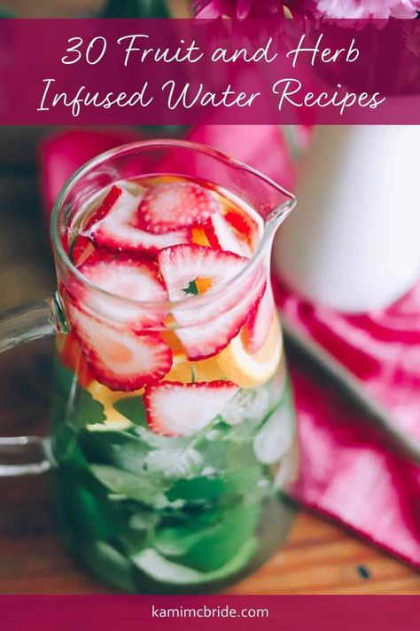 Water Combinations, Herbal Water, Herb Infused Water, Fruit Infused Water Recipes, Flavored Water Recipes, Fruit Combinations, Drinking Enough Water, Not Drinking Enough Water, Infused Water Recipes