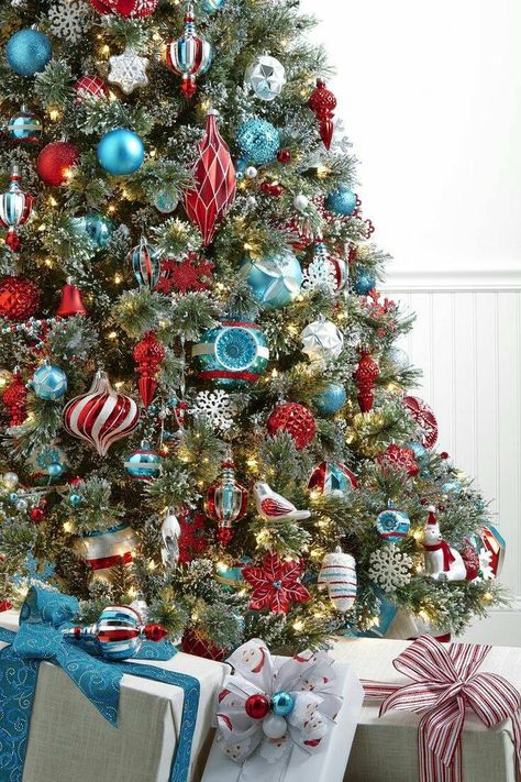 Teal Christmas Tree, Turquoise Christmas Tree, Martha Stewart Christmas, Teal Christmas, Turquoise Christmas, Red Christmas Decor, Blue Christmas Tree, Red Christmas Tree, Black Christmas Trees