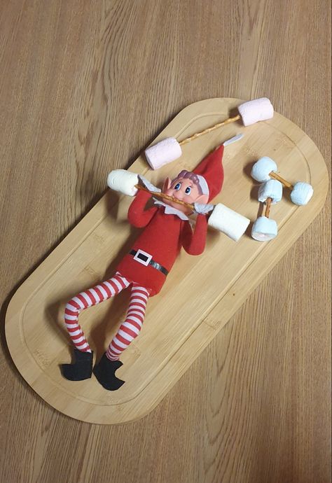 Kuntoilu - gym Elf On The Shelf Gym, Elf Gym, Gym Boy, On The Shelf, Elf On The Shelf, Elf, Shelves, Gym, Holiday Decor