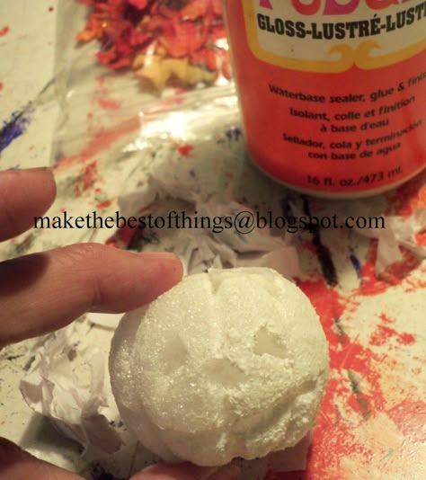 Things To Make With Styrofoam Balls, Styrofoam Ball Crafts Halloween, Primitive Halloween Patterns, Styrofoam Ball Crafts Diy, Primitive Halloween Crafts Diy, Styrofoam Pumpkin Crafts, Diy Halloween Ornaments, Vintage Halloween Diy, Styrofoam Ball Crafts