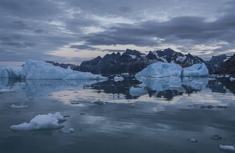 To The Gulf Stream Waters: Maybe Somebody Should, Like, Do Something  - Esquire.com Stream Water, Gulf Stream, Environmental Justice, Water Flow, Do Something, Something To Do, Science, Water, Nature