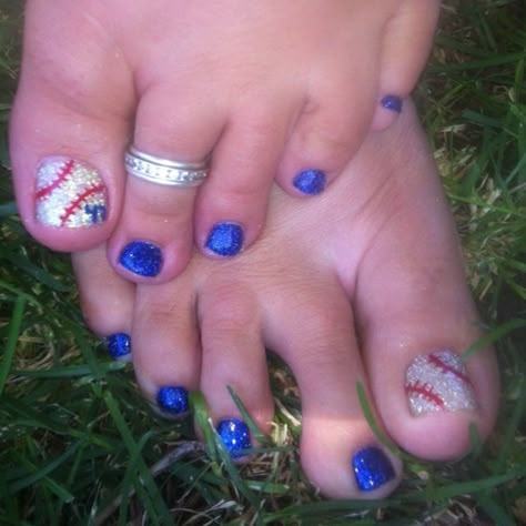 Baseball toes, Love this, HATE baseball..I wanna take this idea and do it for Basketball! :) Baseball Fingernails, Baseball Toe Nail Designs, Pedicure Ideas Red, Baseball Nail Designs, Ball Nails, Baseball Nails, Ideas Pedicure, Everyday Nails, Sports Nails