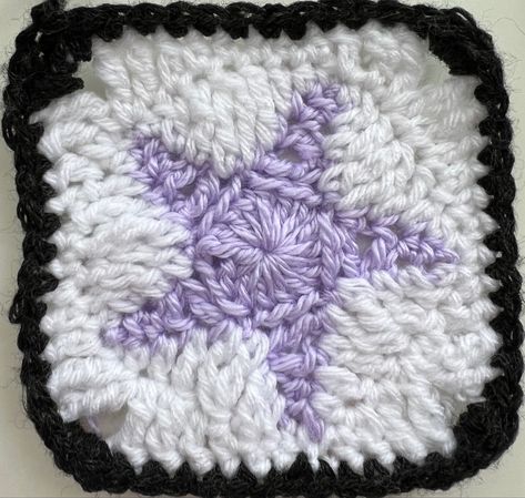 Crochet Granny Square, Crochet Inspo, Crochet Granny, Granny Square, Crochet Hats, Square, Crochet, Hats