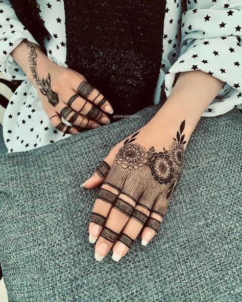 Eid Mehndi Designs, Mehndi Designs 2018, Henna Art Designs, Modern Henna Designs, Rose Mehndi Designs, Bridal Henna Designs, Mehndi Design Pictures, Modern Mehndi Designs, Stylish Mehndi