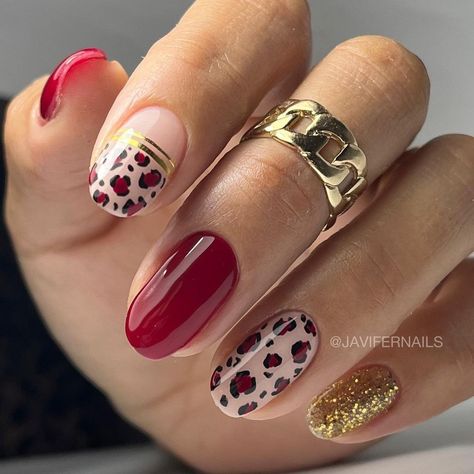 Red Rose Nail Art, Rose Nail Art Designs, Basic Nail, Bright Nail Art, Girls Nail Designs, Sweet Nails, Animal Print Nails Art, Animal Nail Art, Sunflower Nails