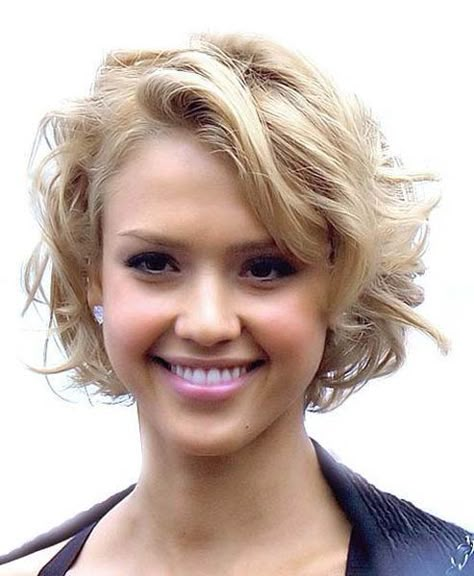 Short Curly Hair Wavy Bob Medium Length, Short Wavy Hairstyles For Women, Short Wavy Haircuts, Thick Wavy Hair, Haircuts Ideas, Wavy Haircuts, Thick Curly Hair, Wavy Bob, Short Hairstyles For Thick Hair