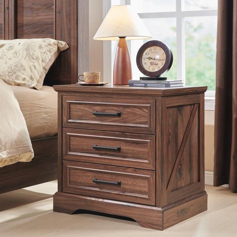 PRICES MAY VARY. 24 INCHES WIDE TABLETOP: 24"W × 18"D × 24"H, A celebration of texture, the Accohoho nightstand is built with 3 spacious drawers intricately accented by a geometric carved details and sleek bar hardware. Available in a weathered finish, it includes 2 standard electrical outlets and 2 USB ports for daily needs MODERN FARMHOUSE DESIGN: Crafted of engineered wood with stunning rustic finishes, the chest of drawers' low profile and metal handles create a look that's timeless, even as Amazon Nightstand, Dark Wood Nightstand, Living Room Closet, Bar Hardware, Sleek Bar, Drawers For Bedroom, Farmhouse Nightstand, Nightstand With Charging Station, Small Dresser