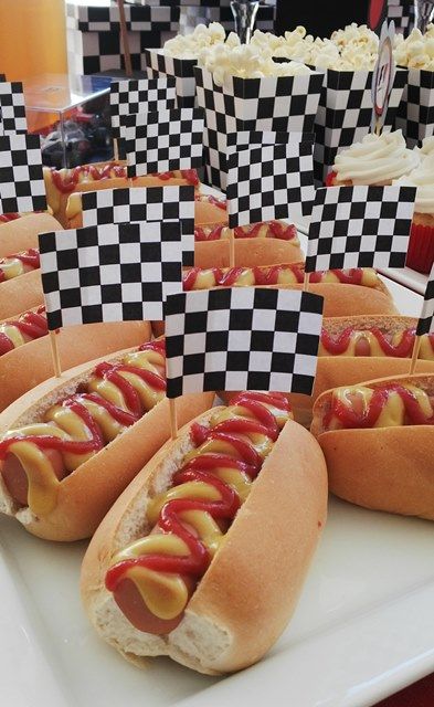 2 Fast Birthday Party Food Ideas, Need Four Speed Birthday Food, Talladega Nights Birthday Party, Racecar Birthday Party, Mini Hotdogs, Ferrari Party, Blaze Birthday Party, Auto Party, 4de Verjaardag