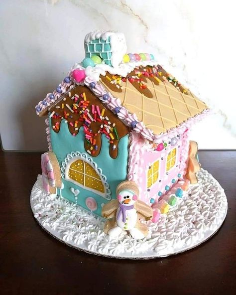 #gingerbreadhouse #holidayideas #christmasdecor #baking #festivefood #holidayseason #gingerbread #christmasbaking #diychristmas #holidaycrafts Ginergerbread House Cute, Space Gingerbread House, Gingerbread House Ideas Made Out Of Gram Crackers, Up House Gingerbread, Fairytale Gingerbread House, Gingerbread House Bakery, Ginger Bread House Contest Ideas, Gingerbread House Farm, Preppy Gingerbread House Ideas