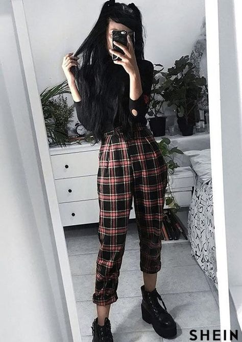 Business Casual Outfits For Women Grunge, Prep Goth Outfit, Punk Rock Business Casual, Edgy Office Outfit Professional, Alternative Business Fashion, Punk Business Casual Women, Business Casual Outfits Alternative, Gothic Work Outfit Corporate Goth, Gothic Professional Work Outfits