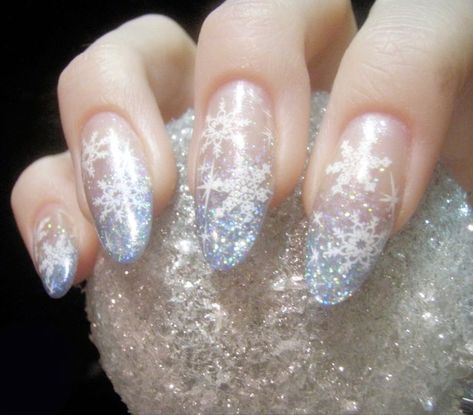 Sugar Plum Fairy Christmas Nails, Sugar Plum Fairy Nails, No Ordinary Girl, Snow Nails, Snow Angel, Pretty Gel Nails, Really Cute Nails, Snowflake Nails, Vogue Beauty