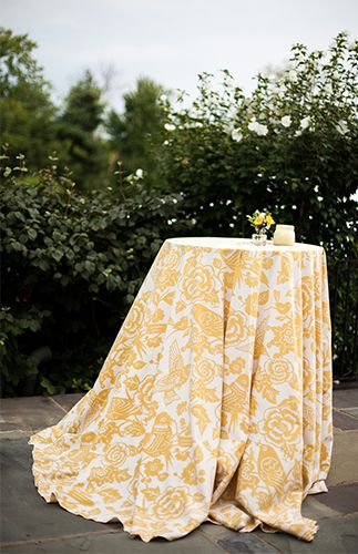 gorgeous yellow tablecloth Yellow Tablecloth Wedding, Modern Yellow Wedding, Yellow Table Cloth, Yellow Tablescape, Yellow Wedding Ideas, Yellow Wedding Decorations, Heather Wedding, Yellow Tablecloth, Cozy Summer