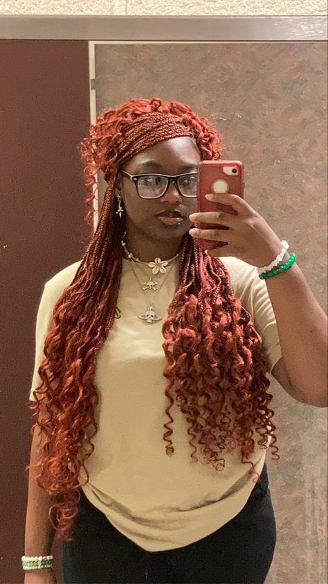 Hairstyles For Bohemian Box Braids, Braided Hairstyles Claw Clip, Ginger Bohemian Box Braids, Bohemian Braid Hairstyles, Braids With Curls Red, Ginger Braids Hairstyles, Ginger Boxbraids, Red Bohemian Box Braids, Bohemian Braid Styles