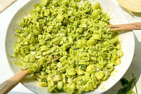 High Protein Green Goddess Pasta Salad - That Vegan Babe Pasta Salad High Protein, Pasta High Protein, Green Goddess Pasta Salad, Salad High Protein, Green Goddess Pasta, High Protein Salads, Vegan High Protein, Creamy Pasta Salads, Air Fryer Desserts