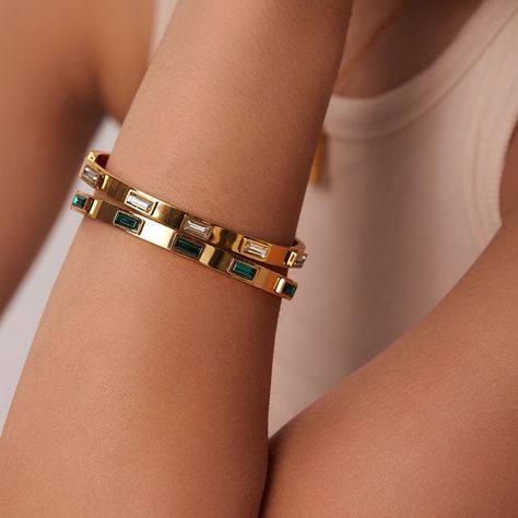 18K Gold Cuban Chain Bracelet; Diamond Tennis Bracelet; Curb Bracelets; Herringbone Bracelets; Beaded Bracelets; Water resistant; Trendy Christmas Gifts, Baguette Bracelet, Zircon Bracelet, Dainty Gold Bracelet, Leg Chain, Bracelets Beaded, Bangles For Women, Bracelet Diamond, Gems Bracelet