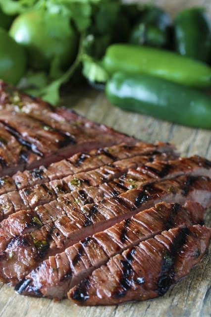 Authentic Carne Asada Recipe, Authentic Carne Asada, Asada Marinade, Carne Asada Recipes, Chef Boyardee, Marinated Flank Steak, Beef Bourguignon, Hispanic Food, Skirt Steak