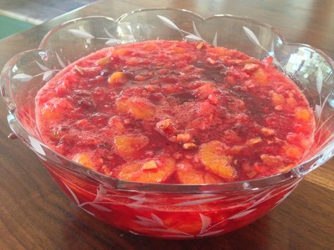 Mom's Simple Cranberry Salad • Food for a Year: Recipes Using Mandarin Oranges, Best Cranberry Salad, Orange Jello Salads, Cranberry Jello Salad, Cranberry Salad Recipes, Mandarin Orange Salad, Gelatin Salad, Cranberry Jello, Canned Cranberries