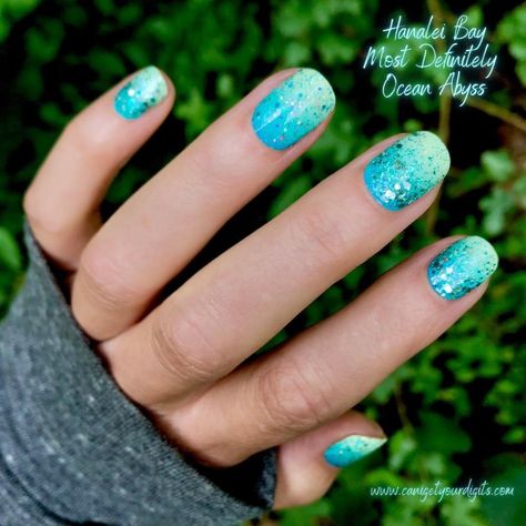 Color Street Most Definitely Combo, Summer Color Street Combos, Color Street Mixed Mani Ideas, Color Street Spring Combos, High Tide Color Street, Moonlight Swim Color Street, Color Street Mermaid Magic, Cruise Mani And Pedi, Color Street Nails Combos