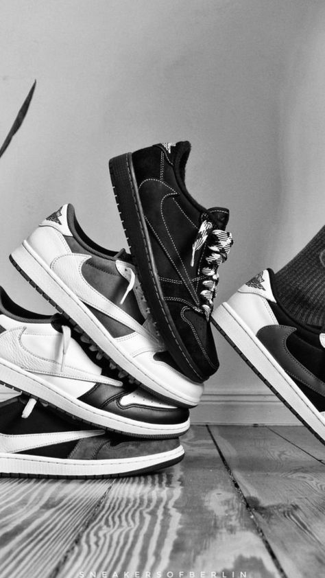 Jordan 1 Low, Travis Scott, Wall Collage, Jordan 1, White Vintage, Jordan, Black And White, Collage, Wall