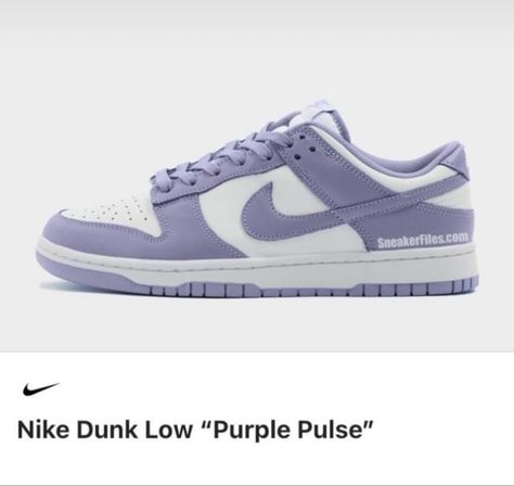 Purple Shoes Outfit Sneakers, Trendy Shoes Sneakers, Nike Shoes Girls, Preppy Shoes, Jordan Shoes Girls, Jordan Shoes Retro, All Nike Shoes, Nike Air Shoes, Cute Nike Shoes