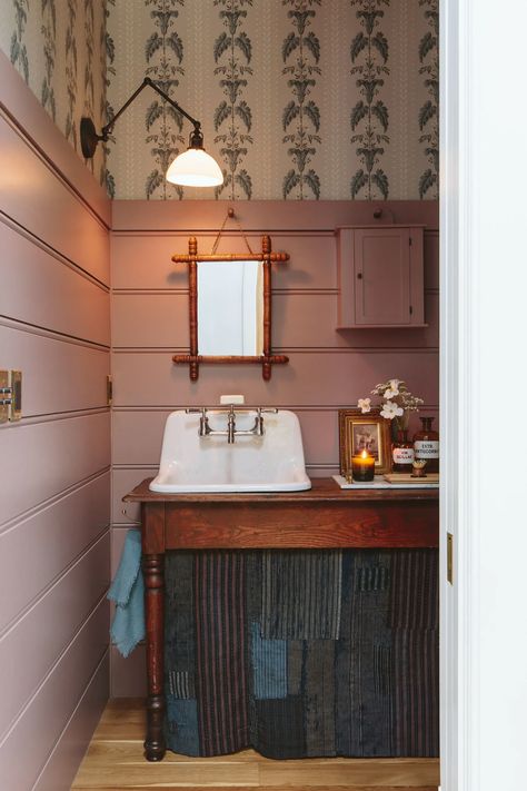 Pink And Wallpaper, Warm Paint Colors, Pink Paint Colors, Paint Trends, Scandinavian Wallpaper, Trending Paint Colors, Cottage Bathroom, Bathroom Paint Colors, Emily Henderson