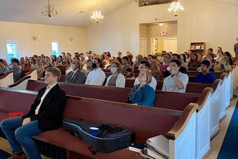 The exterior of Cleveland Road Baptist Church has a brick façade from 30-plus years ago and a tall, classic steeple. But look inside and what you'll find is that young people are leading the way. The post Inside-Out: When College Students and a Country Church Defy the Odds appeared first on ChurchLeaders. Inside Church With People, People In Church, Freshman Dorm, Parents Meeting, Communication Studies, Credit Card App, Framed Cork Board, Country Church, Brick Facade