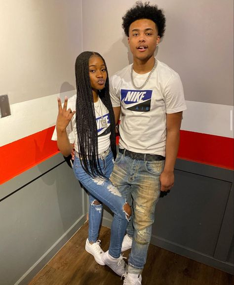 Bestfriendgoals Boy And Girl, Boy Bestie, Boy Bsf, Kid Birthday Outfits, Black Relationship, Friends Goals, Squad Outfits, Matching Outfits Best Friend, Boy Best Friend Pictures