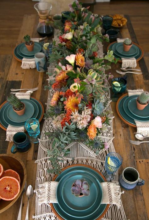 Pin by Sandra Gil on tables | Pinterest | Turquoise table, Live plants and Terracotta https://www.pinterest.com/pin/108086459793263197/sent/?sfo=1&sender=798333608854042329&invite_code=481d2d9ee6034fd88b4eecef34d0d407 Whiskey Wedding, Teal Table, Turquoise Table, Tafel Decor, Table Runners Wedding, בר מצווה, Fall Wedding Colors, Wedding Table Settings, Rustic Wedding Decor