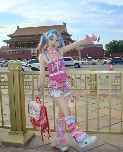 Decora Fashion Outfits, Decora Kei Fashion, Decora Outfits, Decora Harajuku, Harajuku Decora, Kawaii Outfit Ideas, Oscars Red Carpet, Kei Fashion, Harajuku Fashion Street