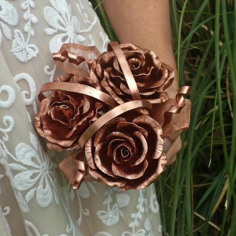 Rustic wedding bouquet, boho bride, rose posy, wedding flowers, bride bouquet, unusual wedding flowers, gothic flowers, steampunk wedding by GreenleafArtworks on Etsy Alternative Wedding Bouquet, Gothic Flowers, Bronze Wedding, Church Wedding Flowers, Cheap Wedding Flowers, Unusual Weddings, Copper Wedding, Rose Wedding Bouquet, Rustic Wedding Bouquet