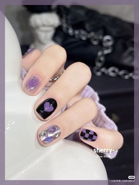 Purple And Silver Nails, Nail Purple, Classy Nail Art Ideas, Purple Nail Designs, Cute Nail Art Designs, Pretty Gel Nails, Nails Only, Purple Plaid, Silver Nails