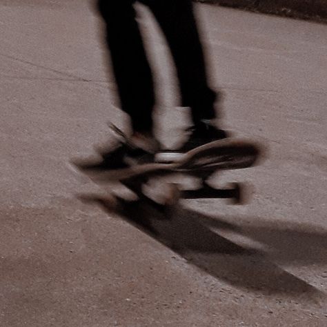 Skate Board Aesthetic Wallpaper, Anime Skateboard Aesthetic, Skateboarding At Night Aesthetic, The Black Phone Asthetic, Skating Aesthetic Night, Skating At Night Aesthetic, Rock Vibes Aesthetic, Skater Aesthetic Wallpaper, Grunge Skater Aesthetic