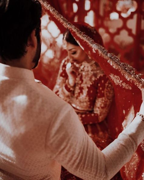 Pakistani fashion |Bridal Dress | Wedding Shaadi Photoshoot, Shadi Photography, Reception Photoshoot, Desi Pinterest, Indian Wedding Pictures, Bride Groom Photoshoot, Bridal Shots, Bridal Pose, Bride Groom Poses