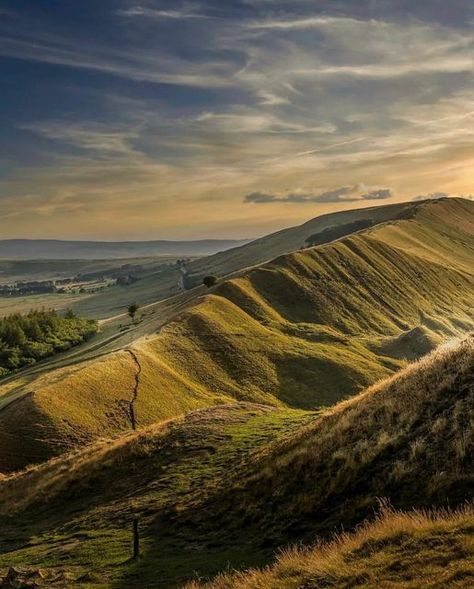 Peak District England, Surreal Collage Art, Peak District National Park, Surreal Collage, G Adventures, Peak District, The Hope, Good Evening, Outdoor Life