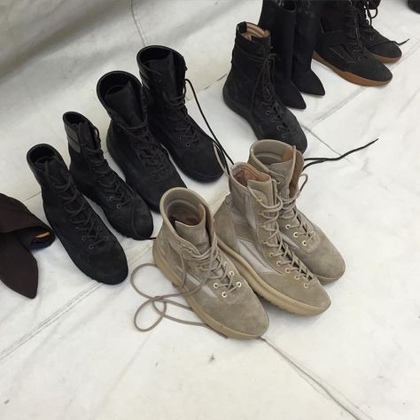 Yeezy 950 Boots, Yeezy Season 4 Boots, Yeezy Season 3 Boots, Yeezy Season 1, Yeezy Season 3, Yeezy Season 2, Yeezy Fashion, Instagram Thoughts, Yeezy Season