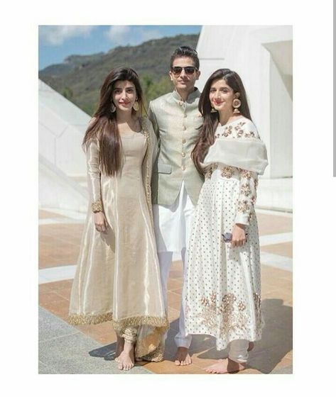 Urwa Hocane In White Dress, Pakistani White Dress, Urwa Hocane, Mawra Hocane, Asian Wedding Dress Pakistani, Desi Dress, Shadi Dresses, Pakistani Formal Dresses, Nikkah Dress