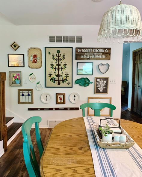 Eclectic Kitchen Gallery Wall - mixes art prints and decor items for a unique look. #gallerywall #gallerywallideas Quirky Gallery Wall, Kitchen Gallery Wall Ideas, Kitchen Wall Gallery, Eclectic Farmhouse Decor, Wall Photo Collage, Hatfield House, Kitchen Gallery Wall, Eclectic Wall Decor, Too Much Work