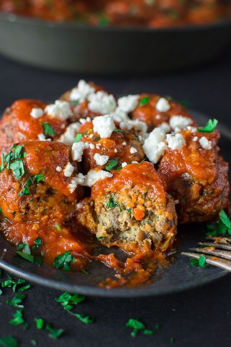 These soft and moist Mushroom Meatballs are simple to make and make perfect vegetarian dinner! ❤️ COOKTORIA.COM Meatballs Vegetarian, Mushroom Meatballs, Vegetarian Meat, Meatless Meatballs, Vegetarian Meatballs, Vegan Egg, Shiitake Mushrooms, Vegetarian Dinners, Diet Menu