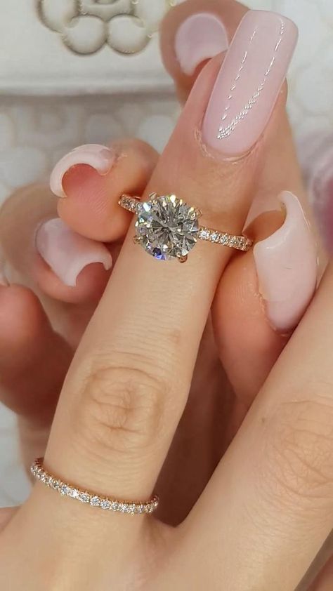 Round Pave Gold Engagement Ring, Engagement Rings .25 Carat, Timeless Engagement Ring Round, Simple Stunning Engagement Rings, Types Of Rings Style, Tiffany Rings Engagement, Round Cut Engagement Ring Gold, Wedding Rings Engagement Couple, Round Gold Engagement Ring