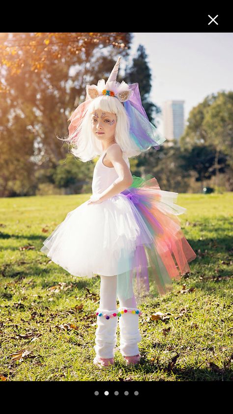 Halloween Unicorn Costume, Holographic Outfit, Diy Unicorn Costume, Wing Costume, Costume Unicorn, Angel Halloween, Minecraft Decoration, Unicorn Halloween Costume, Halloween Unicorn