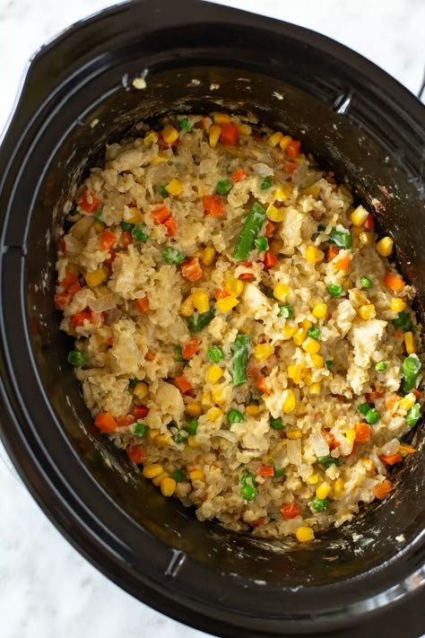 This is the creamiest Healthy Crockpot Chicken and Rice Recipe. It’s so easy to make in the slow cooker with no canned soup required! Slow Cooker Recipes With Rice, Brown Rice Crockpot Recipes, Slow Cooker Chicken And Rice Recipes, Chicken And Rice Slow Cooker Recipes, Rice Slow Cooker Recipes, Crockpot Rice Recipes, Healthy Crockpot Chicken, Crockpot Chicken And Rice, Rice In Crockpot