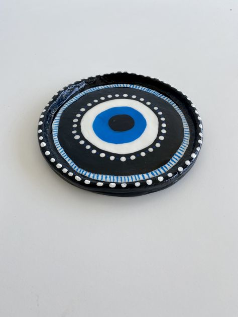 Evil Eye Ceramic Plate, Evil Eye Ashtray, Air Dry Clay Evil Eye, Evil Eye Clay Tray, Air Dry Clay Crystal Holder, Air Dry Clay Plates, Jewelry Plate Clay, Clay Plates Design, Air Dry Clay Jewelry Holder