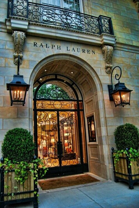 Shop Fronts, Beautiful Doors, 인테리어 디자인, Store Fronts, Curb Appeal, Exterior Design, Paris France, Diner, Ramen